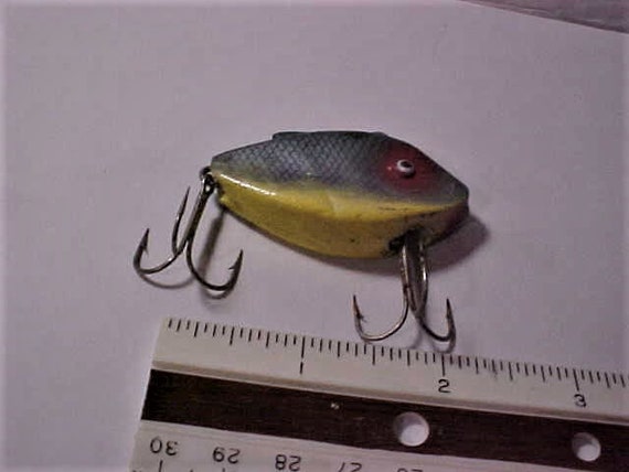 Pumpkin Seed Style, Rubber Fishing Lure Circa 1980s Pre-owned in Very Nice  Condition, Needs a Good Cleaning, About 2 1/8 Long, Unbranded 