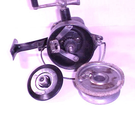 Vagabond AIREX Model 1 Spinning Reel Made by the Lionel Corp