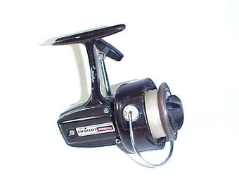 DAIWA Spinning Reel Vintage Fishing Gear Sprinter ST-1000 Japan
