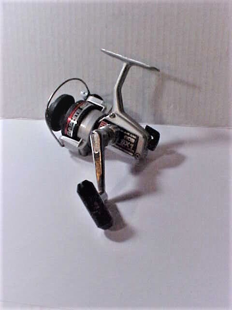 Ryobi vintage spinning fishing reel, Sports Equipment, Fishing on