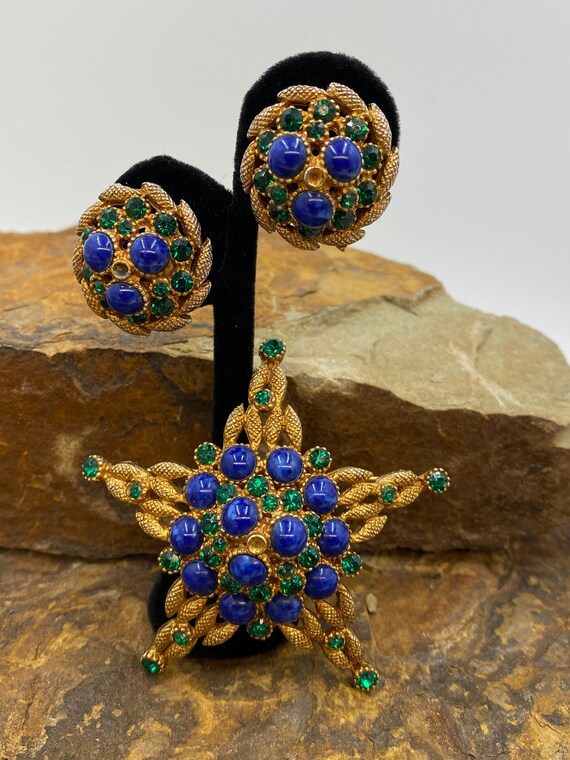 Har star brooch and earrings