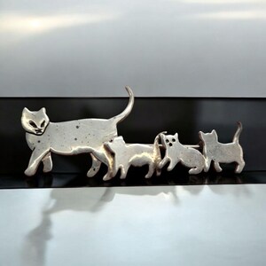 Vtg Great Falls Metal Works Sterling Silver Cat Family Brooch Pin Mother Kittens GFMW 925