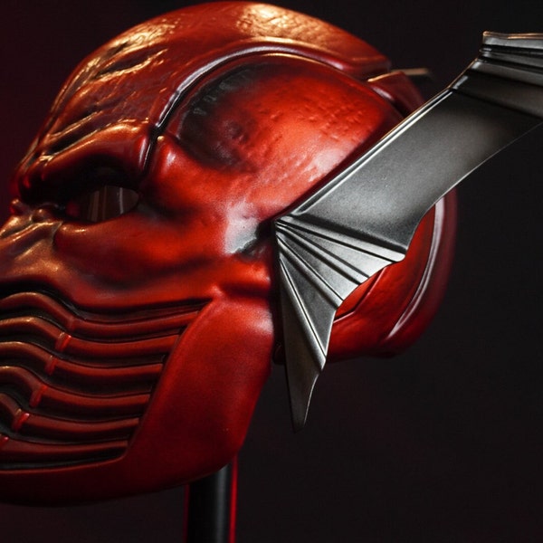 Red Dead Helm-Maske / Fan-Made Prop / Custom Roter Helm / Cosplay Maske Rot