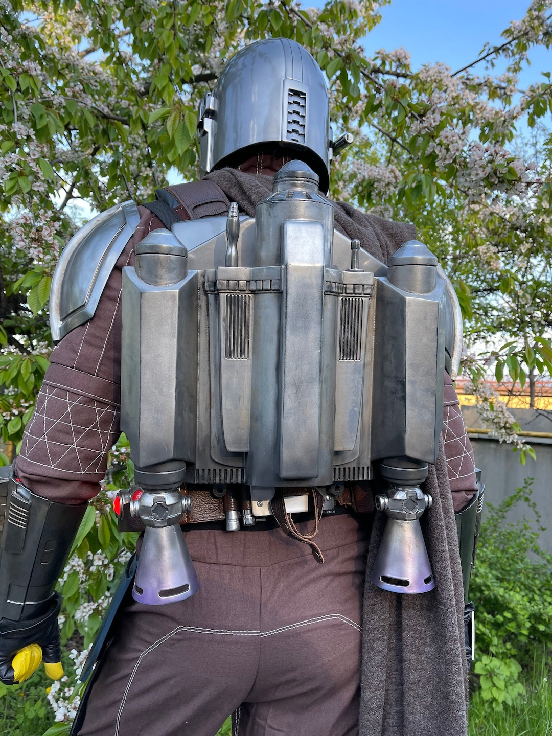 Mandalorian Jetpack Rising Phoenix Jetpack Fully Assembled and Wearable