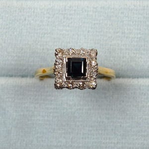 Vintage Sapphire & Diamond Cluster Ring