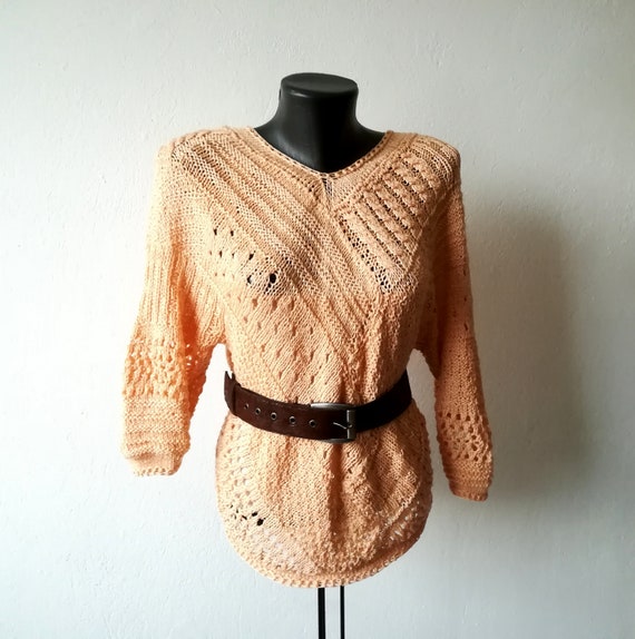 A Masterfully Made 80s Blouse in Peach Color, Han… - image 3