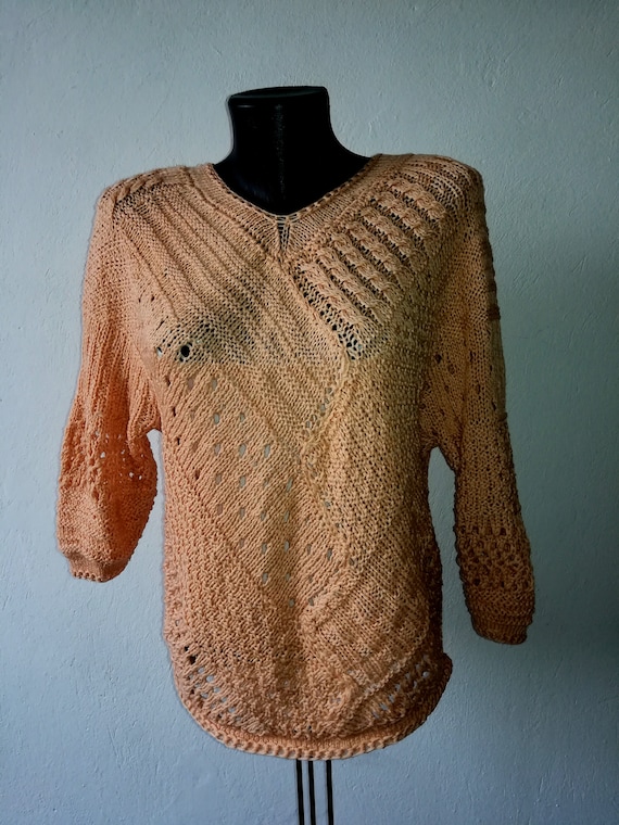 A Masterfully Made 80s Blouse in Peach Color, Han… - image 7