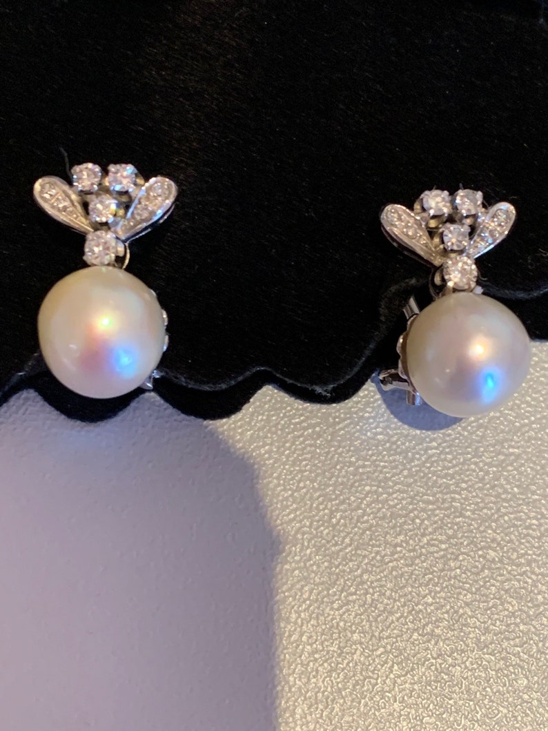 2849 White Gold Pearl Diamond Earrings image 3