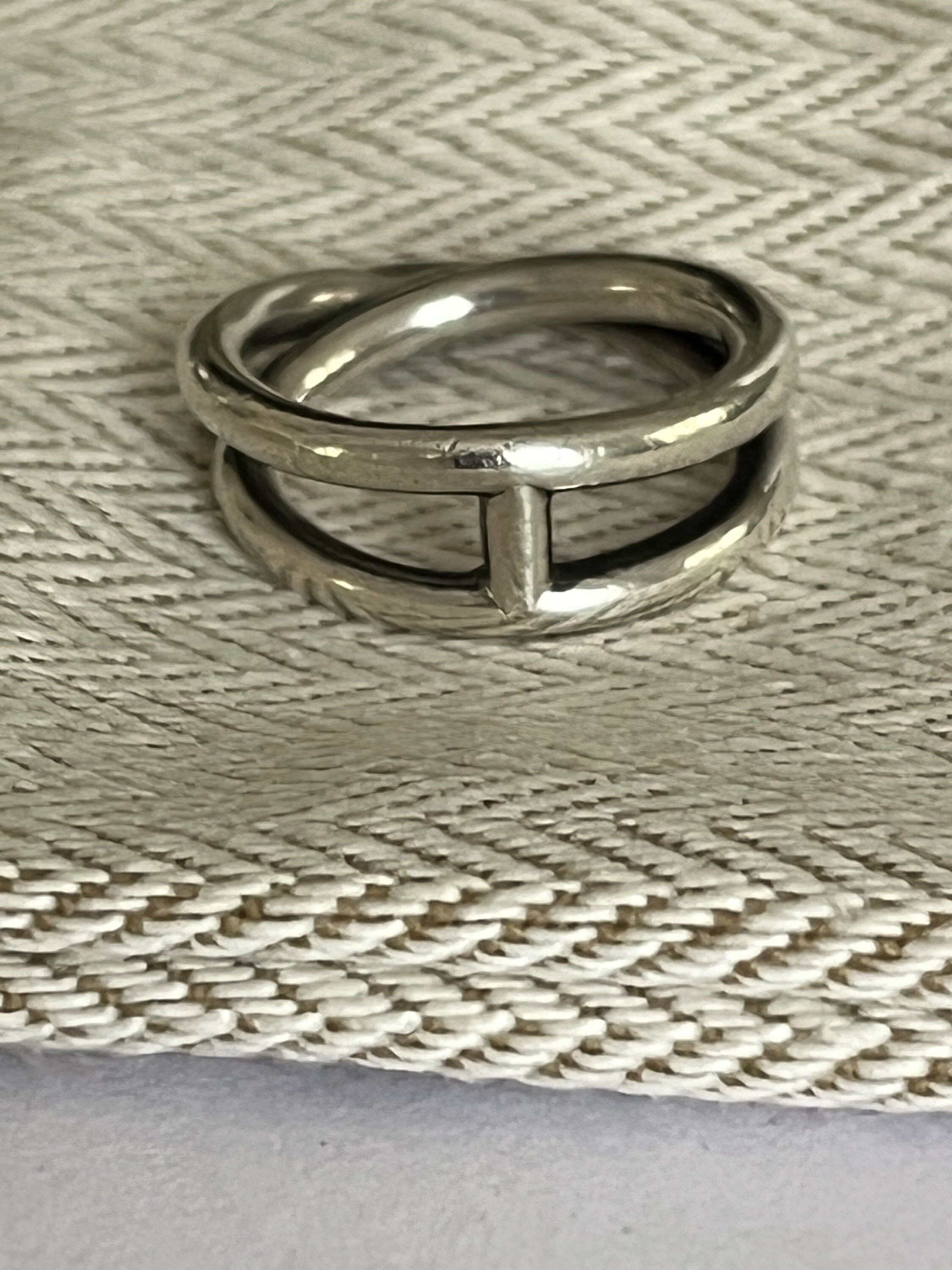 【HERMES】Ring Etrier Etrier scarf 90 ring | Hermès Canada