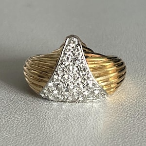 5191- Cartier Ring Yellow Gold Diamonds 1970s