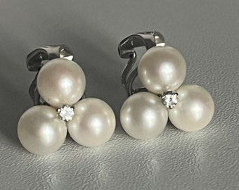 5360- Boucles d'Oreilels Or Gris Perles Diamants