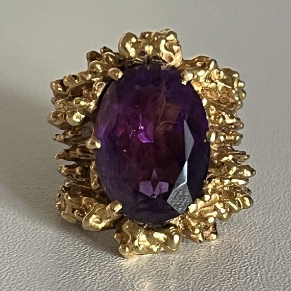 Gold designer ring deals