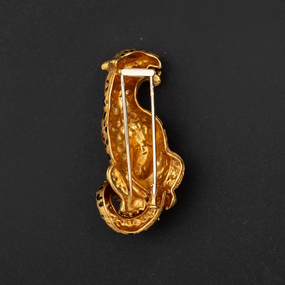 5912- Yellow Gold Enamel Panther Brooch - image 4