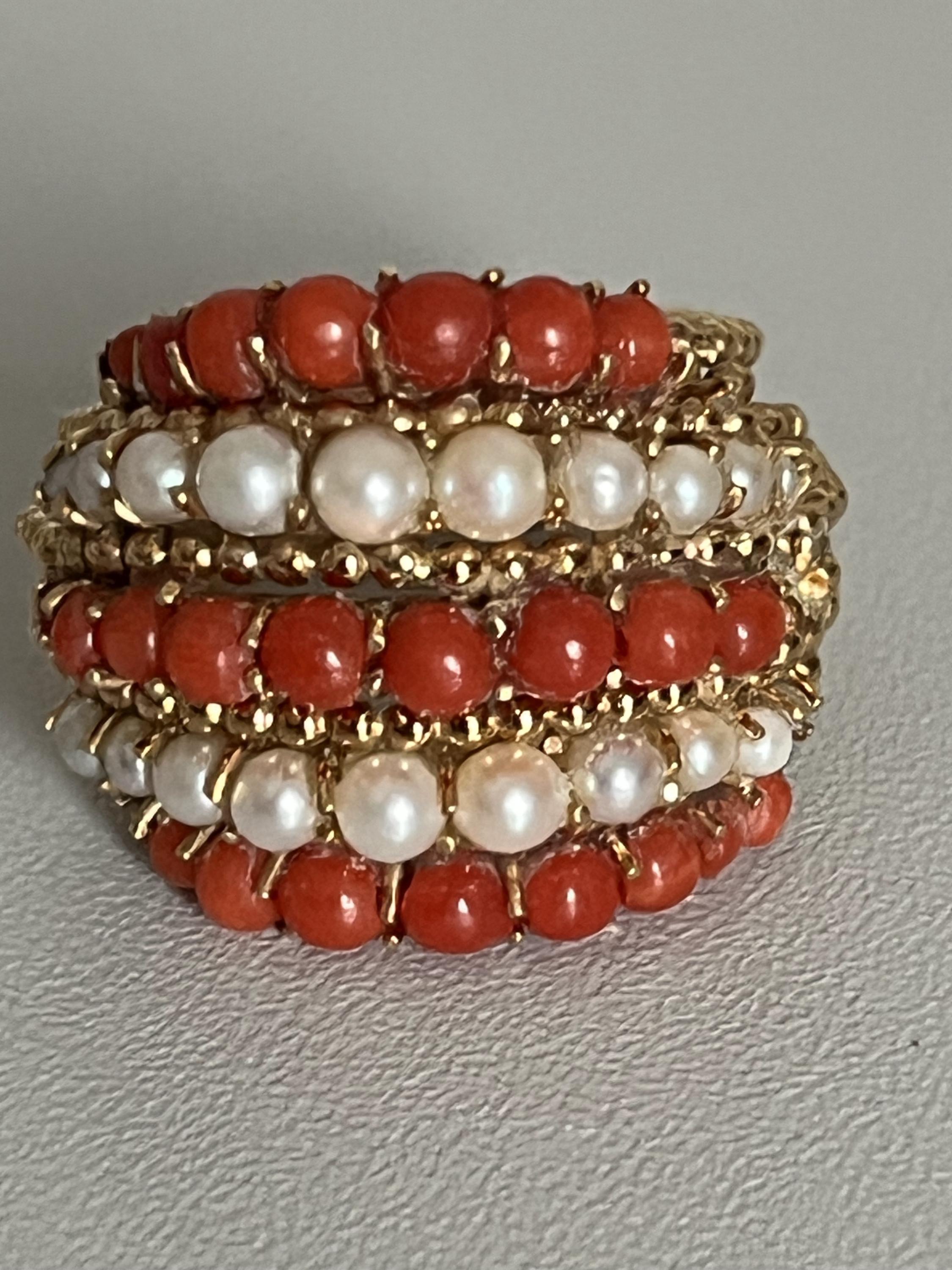 Bague Ancienne En Corail Sculpté - Plaqué Or - Très Belle Pièce Vintage