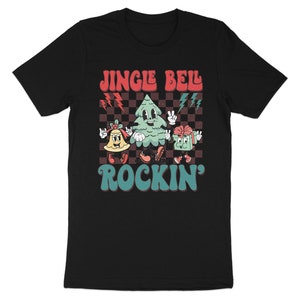 Jingle Bell Rockin Retro Christmas Tree Cartoon T-shirt Świąteczny świąteczny graficzny T-shirt Zabawny pomysł na prezent świąteczny
