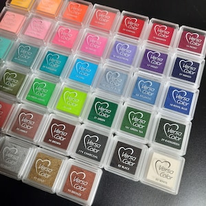 VersaColor mini mit großer Farbauswahl, Stempelkissen, leuchtende Stempelfarbe auch für dunkle Papiere Tsukineko, Happyhills Bild 3
