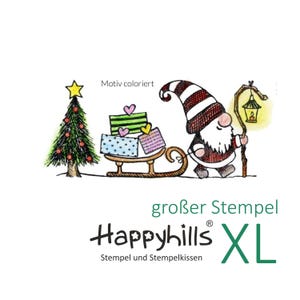 Wichtel mit Schlitten Stempel XL, mit Schlitten, Laterne und Tannenbaum Wichtelmännchen für Weihnachten, von Happyhills