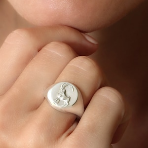 Solid Silver Goat Ring Embossed Capricorn Signet Ring Chunky Pinky Zodiac Cottagecore Simple Thick Thumb Ring January 21st Birthday Gift