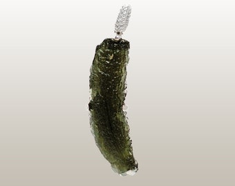 Certified Czech Moldavite Pendant Necklace Tooth Shaped Gemstone Sterling Silver Teardrop Charm Meteorite Jewelry Cosmic Crystal Gift Mom