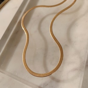 カイロネックレス、スネークチェーン、ヘリンボーンチェーン、ミニマリストジュエリー、レイヤーネックレス、チェーン、チェーンネックレス、ゴールドフィルドジュエリー