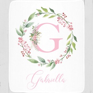 Blumenkranz Monogramm Baby Decke: Individuelles Mädchen Geschenk