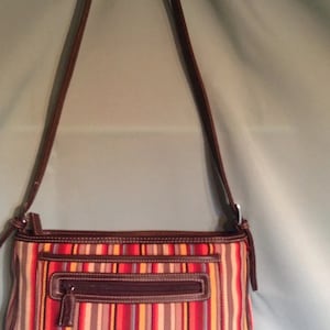 "Charter Club ""Bunt Crossover"" Handtasche."