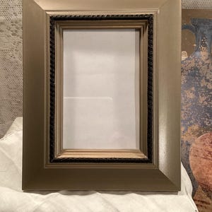 Silver W/ Black Embossed Trim 4x6 Photo Frame