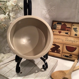 3 Qt Almond Microwave Vintage Casserole,Baking,Serving Dish