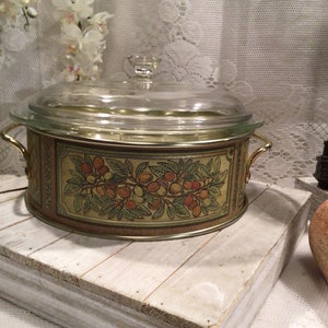 Corning Glassworks Pyrex Casserole Dish and Carrier  #624 Round Pyrex Dish Vintage