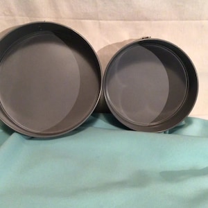 TWO- Springform 10”/8”Nonstick Leakproof  Cheesecake   Bakeware