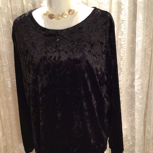Woman’s New “Matty M” Black Velour Long Sleeve Blouse X-Large