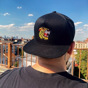 Tiger Head Embroidered Snapback Flat Bill Hat