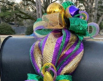 Mardi Gras Garland Mardi Gras Table Decor Mardi Gras Mantel Garland Jester Hat Garland Fat Tuesday Swag Purple Gold Mardi Gras Centerpiece