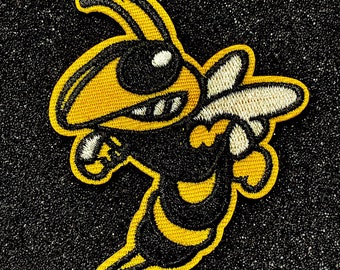 Embroidered Angry Stinger Bumble Bee Patch Iron On Applique Yellow Black 3"