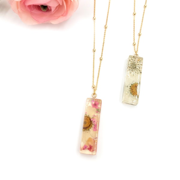 Cube Shaped Pressed Flowers Botanical Handmade Resin Necklace , Real Flowers Jewelry Gifts for Her