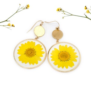 Handmade Resin Pressed Daisy Earrings Natural Jewelry Pressed Flowers Gifts for Her