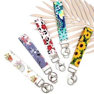 Personalized Name Handmade Keychain Floral Wristlet for Women | Cute Key Fob Gift | Monogram Lanyard Gifts for Her