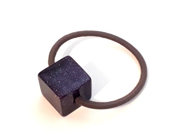 cube hair tie