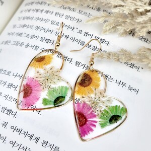 Handmade Heart Shape Pressed Flower Resin Earrings, Wildflowers Drop Earrings for her