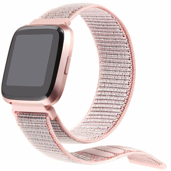 fitbit versa lite strap size