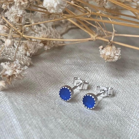 Handmade stud earrings discount