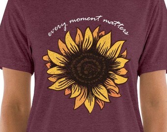 Macenzie Sunflower Short sleeve t-shirt