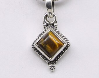 Natural Tiger Eye Pendant, 925 Sterling Silver Pendant, Tiger Eye Gemstone, Free Shipping, American Selle AP545