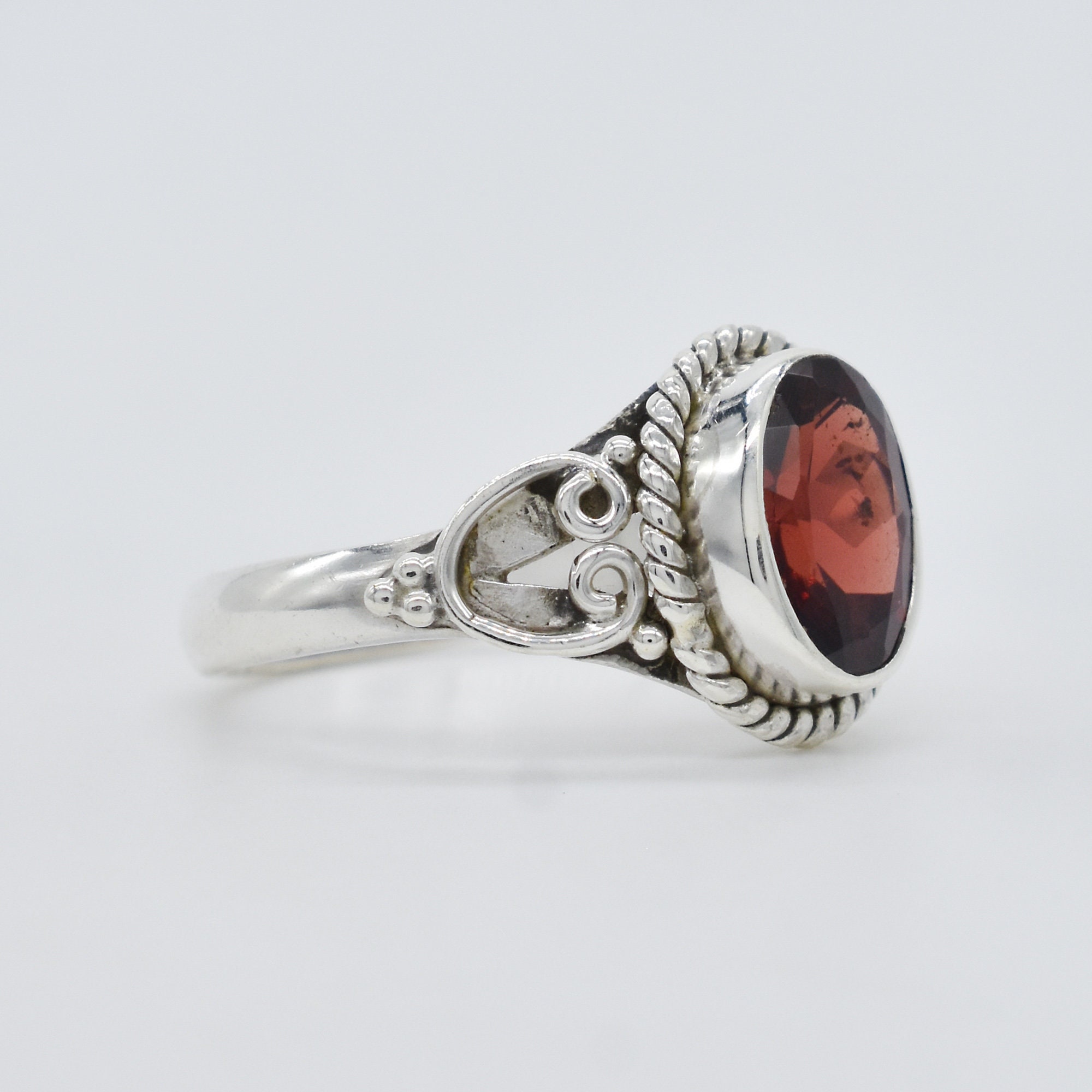 紅深＊ガーネット＊Silver925のリング＊Old American Natural Garnet Ring, 925 Sterling Silver Ring, Garnet