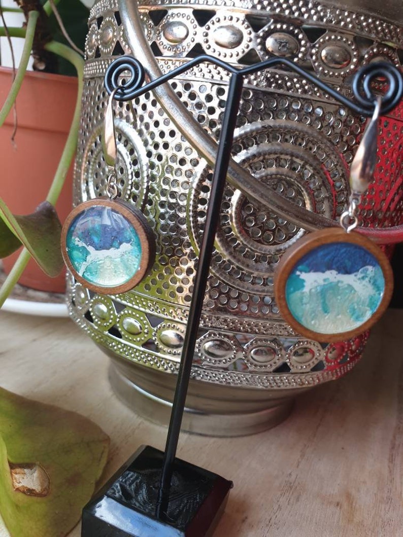 These pretty earrings sea effect