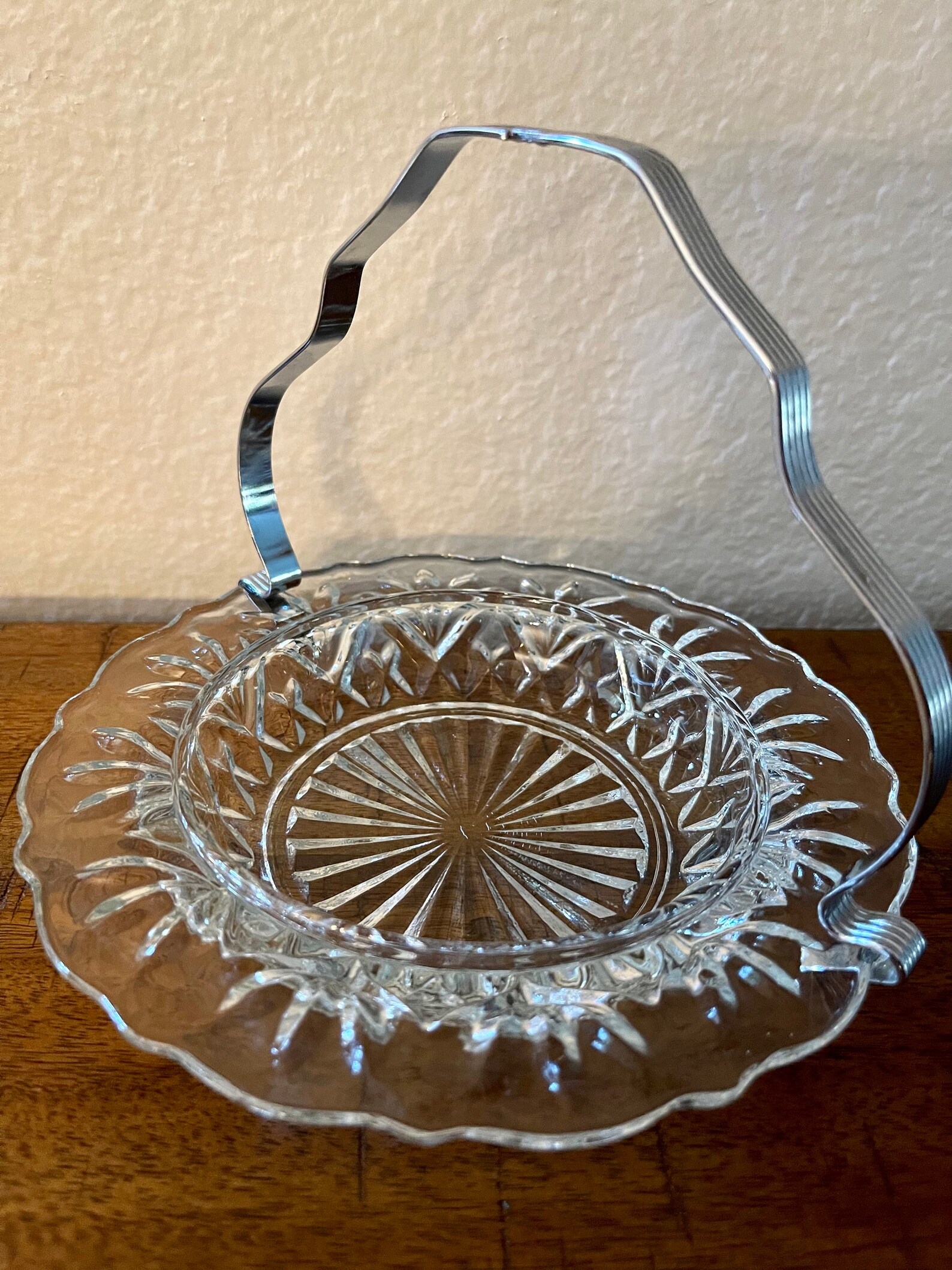Vintage Round Glass Dish With Metal Handle Etsy