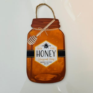 10” Honey Bee Mason Jar Shaped Wreath Sign