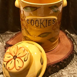 Vintage Yellow Ceramic Flower Cookie Jar