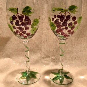 Wine Glasses With Bunch of Grapes Figure, Balloon Glass, Balloon Wine, Wine  Goblet, Large Glasses, Red Wine Glasses With Stem, Glassware Set -   Sweden