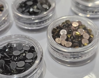 Hot fix Black Swarovski Crystals SS16 (150 pieces)
